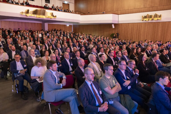 Finance Forum Liechtenstein 2024, Bild aufgenommen im Vaduzersaal in Vaduz am 21.05.2024 
- 
FOTO & COPYRIGHT: DANIEL SCHWENDENER